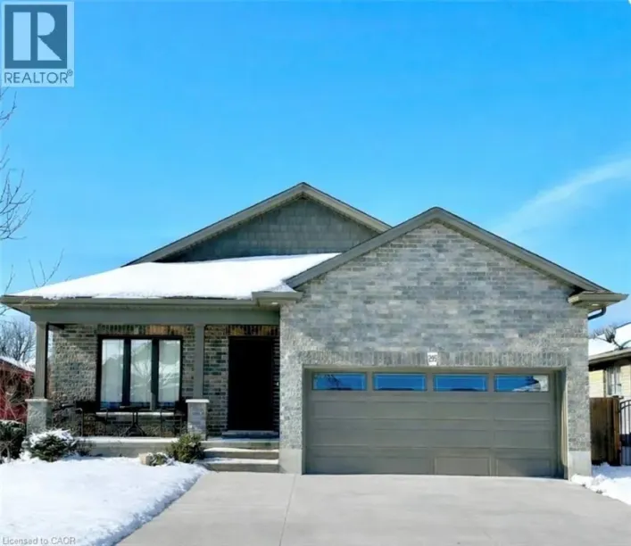 295 COURTLAND Street, Delhi