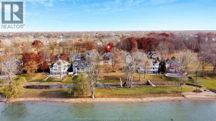 295 CRYSTAL BAY DRIVE, Amherstburg