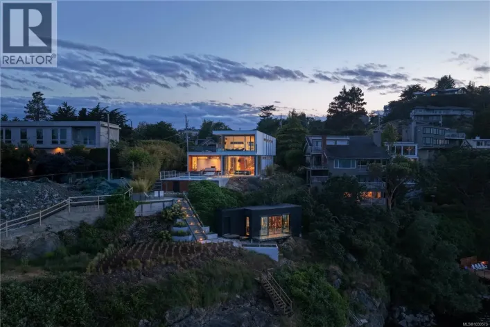 295 King George Terr, Oak Bay