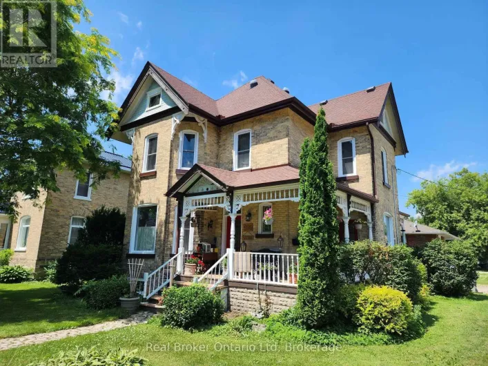 295 LIVINGSTONE AVENUE N, North Perth