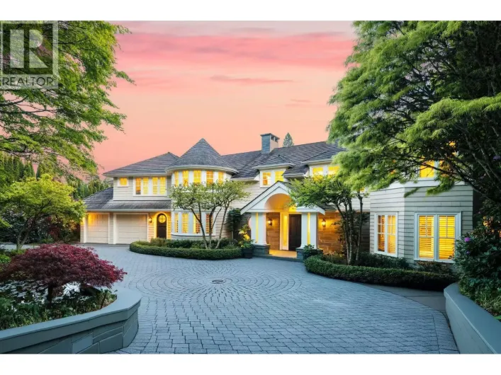 2956 PALMERSTON AVENUE, West Vancouver