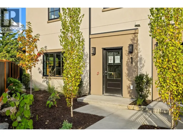 2957 Conlin Court Unit# 1, Kelowna