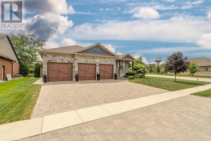 296 DUFFERIN STREET, Central Elgin