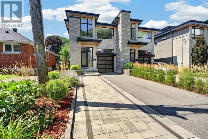 296 KIRCHOFFER AVENUE, Ottawa