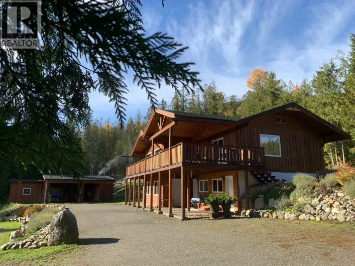 296 Trinity Valley Road, Lumby