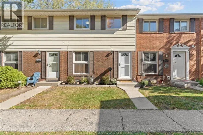 2960 MEADOWBROOK LANE Unit# 2, Windsor