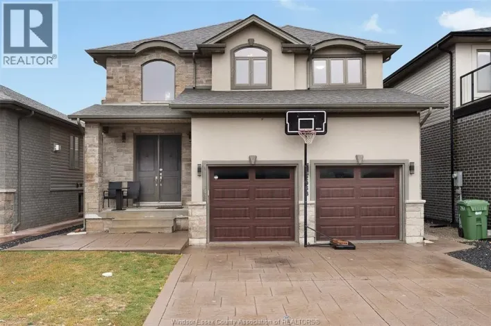 2968 MCROBBIE CRESCENT, Windsor