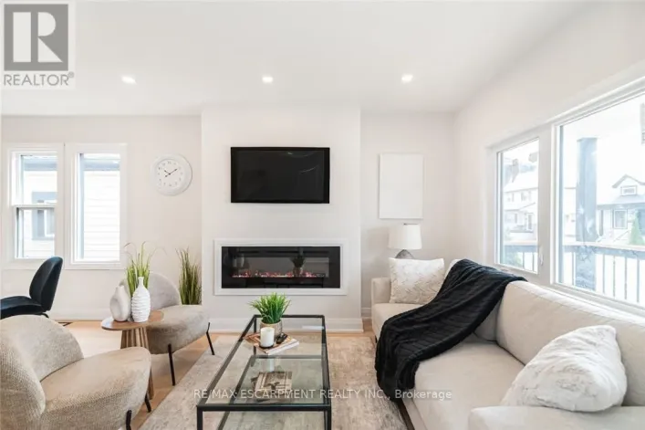 297 BRITANNIA AVENUE, Hamilton