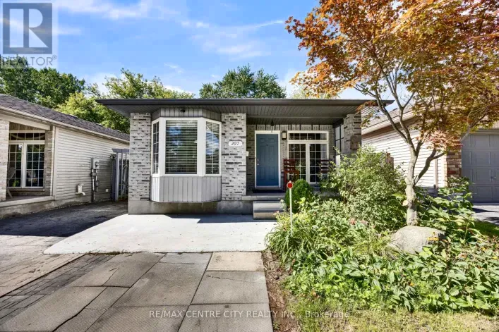 House for sale: 297 HUNGERFORD STREET, London East