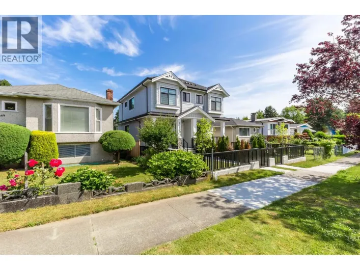 2975 E 42ND AVENUE, Vancouver