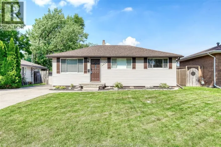 2980 CLEMENCEAU, Windsor