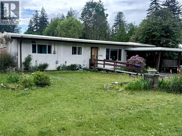 House for sale: 2980 George St, Duncan