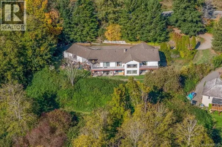 2983 Northwest Bay Rd, Nanoose Bay