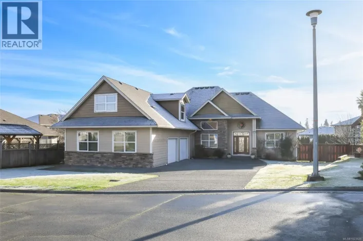 2983 Thurston Pl, Campbell River