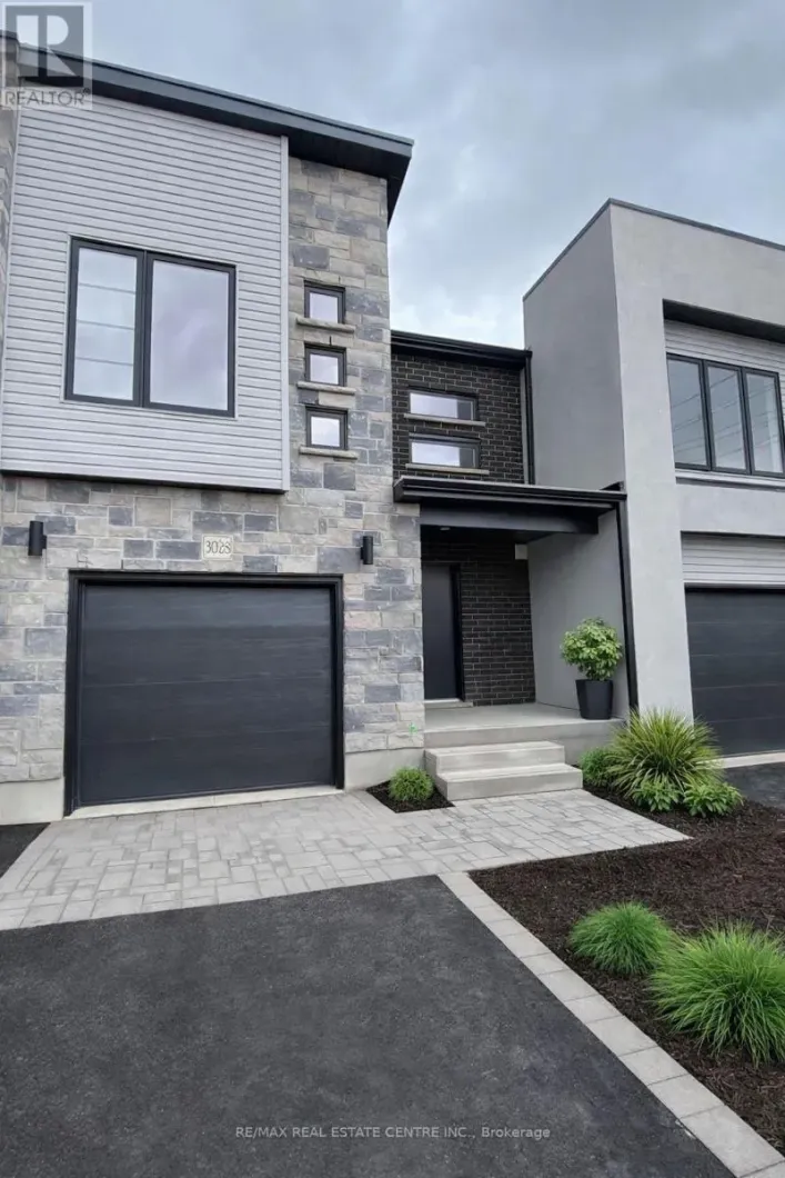 2986 TURNER CRESCENT, London South