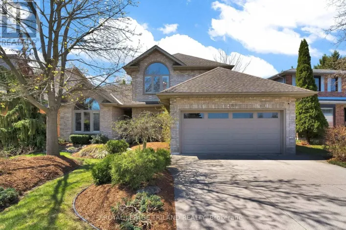299 AMBLESIDE DRIVE, London North