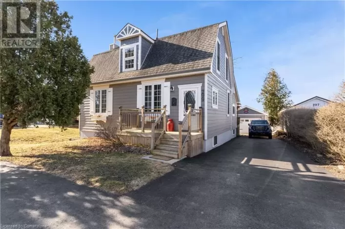 299 CAITHNESS Street E, Caledonia