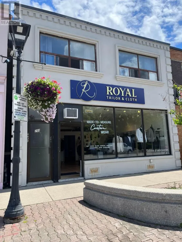 299 LAKESHORE ROAD E, Mississauga
