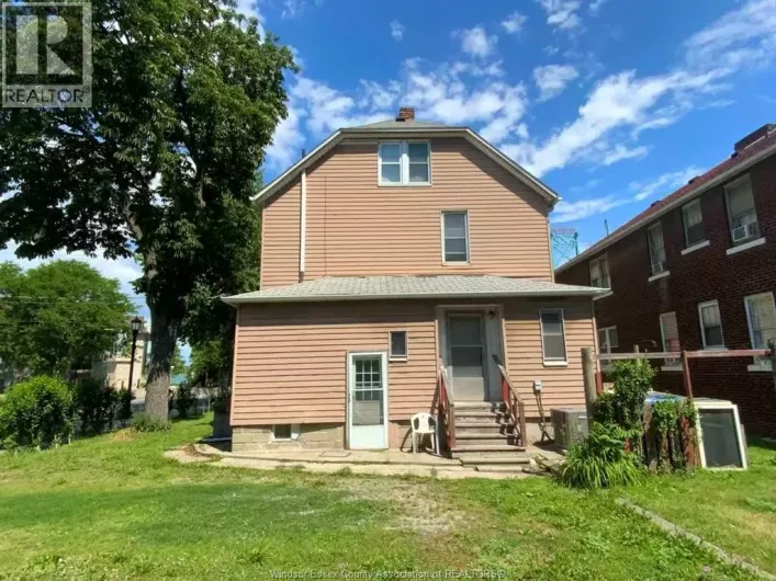 2995 UNIVERSITY AVE W, Windsor