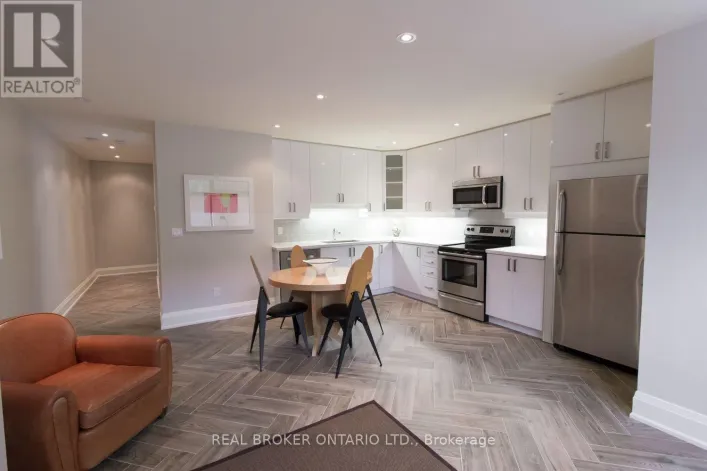 2A - 692 MOUNT PLEASANT ROAD, Toronto
