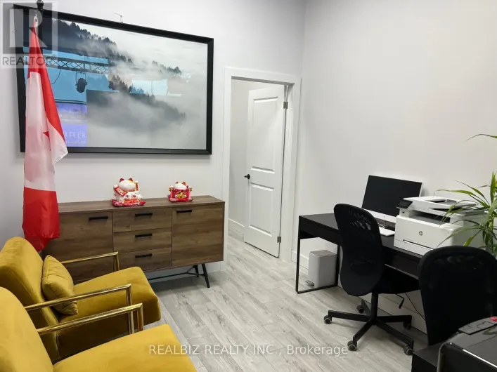 2D8 - 9390 WOODBINE AVENUE, Markham