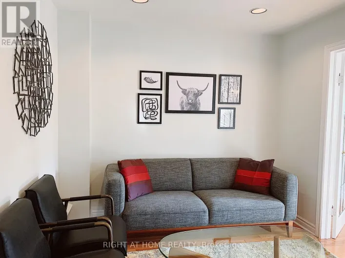 2F - 1030 BATHURST STREET, Toronto