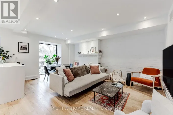 2ND AND 3RD FLOOR - 65 RUSHOLME PARK CRESCENT, Toronto