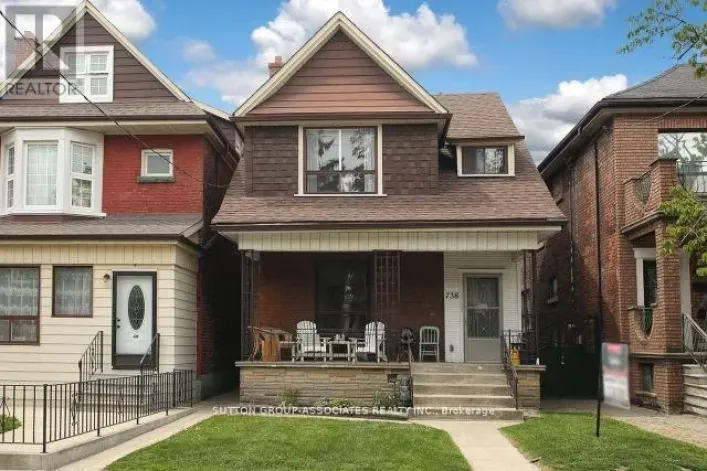 2ND FL. - 738 SHAW STREET, Toronto