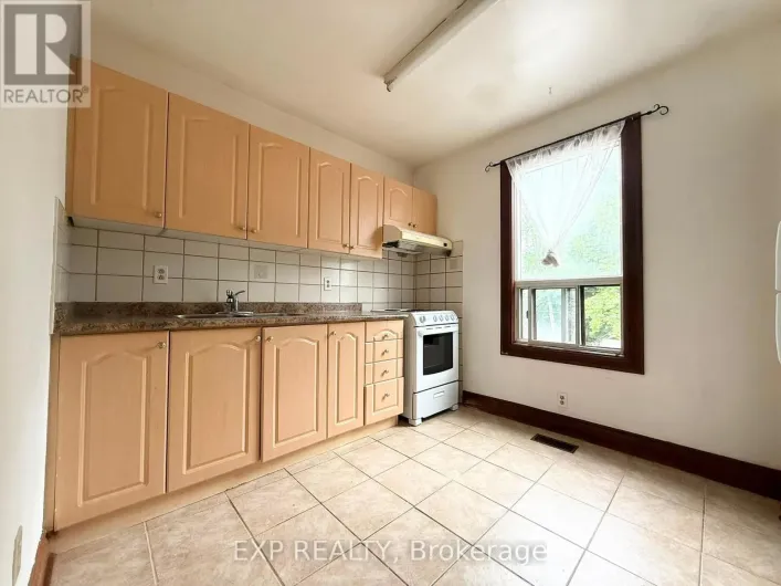 2ND FL - 759 GERRARD STREET E, Toronto