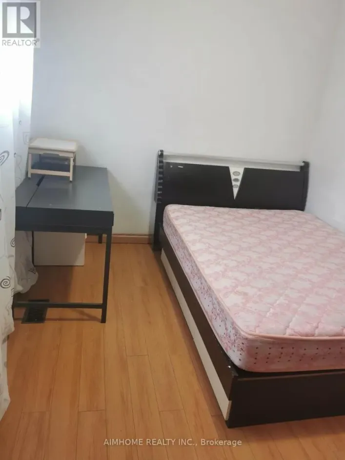 2ND FL TWO BRS - 137A MARKHAM STREET, Toronto