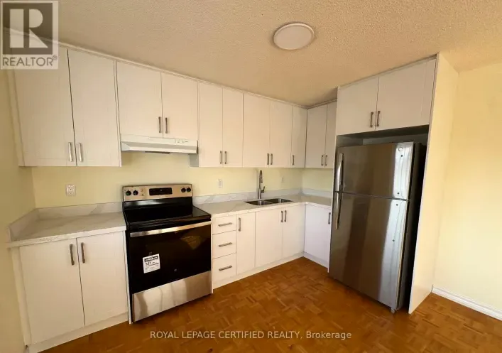2ND FLOOR - 2 KINGSPLATE CRESCENT, Toronto