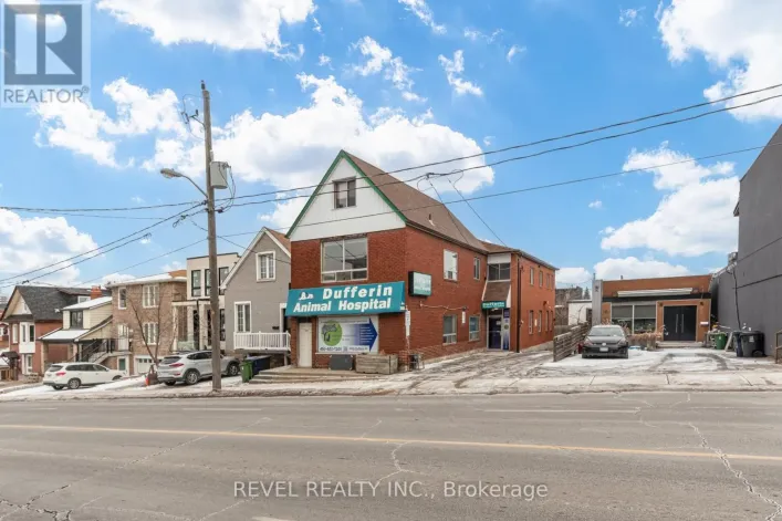 2ND FLOOR - 2095 DUFFERIN STREET N, Toronto