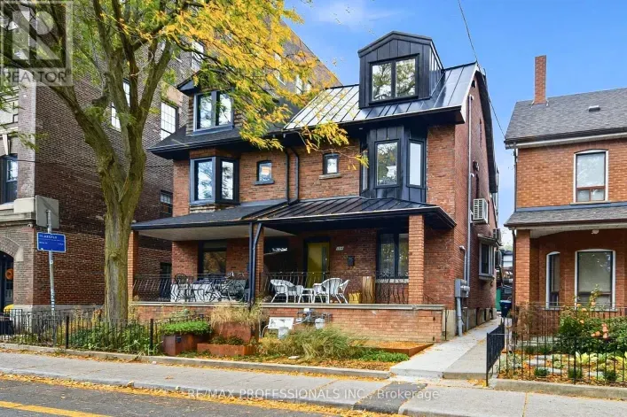 2ND FLR - 134 ARGYLE STREET, Toronto