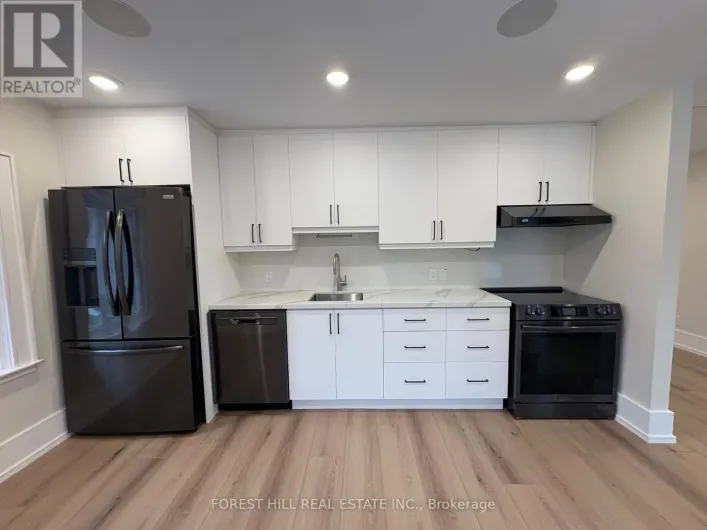 2ND LEVEL - 13 THOMAS STREET, Mississauga