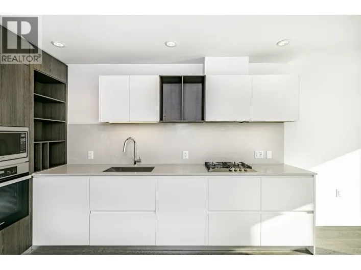 2xxx 6000 MCKAY AVENUE, Burnaby