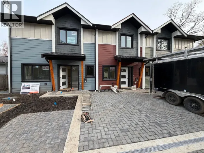 3 1048 Clarke Rd, Central Saanich