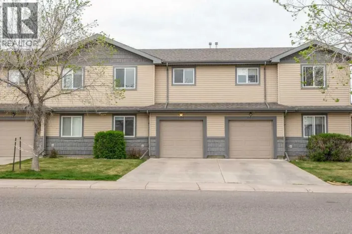 3, 105 Silkstone Road W, Lethbridge