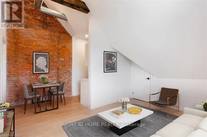 3 - 113 CATHARINE STREET N, Hamilton