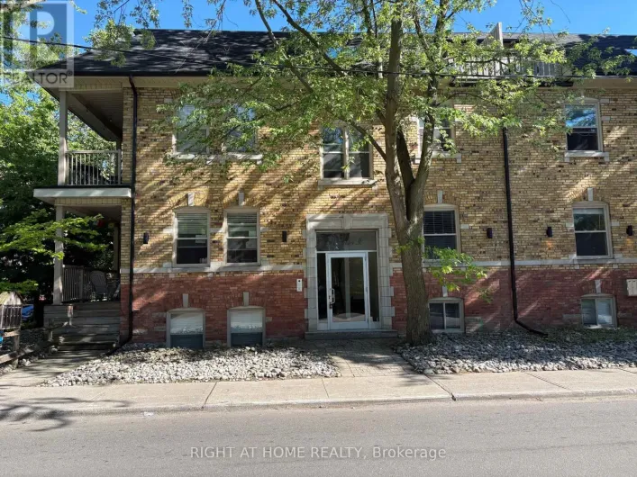 3 - 129 ULSTER STREET, Toronto