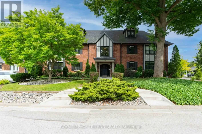 3 - 130 WINDSOR CRESCENT, London South