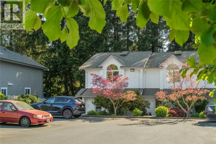 3 1320 Creekside Way, Campbell River