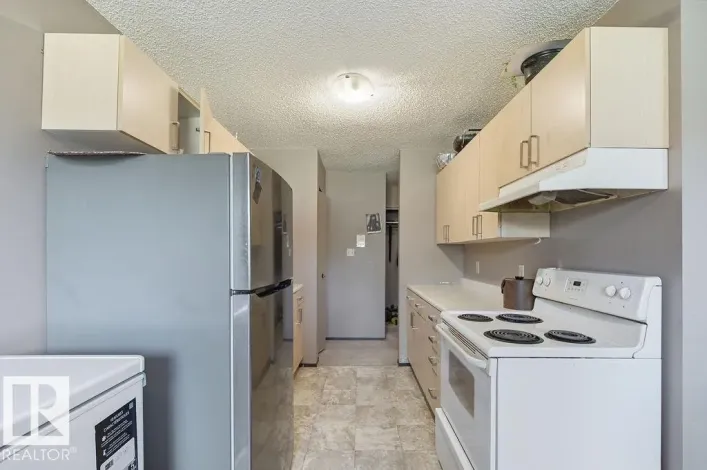Apartment for sale: #3 13452 Fort RD NW NW, Edmonton