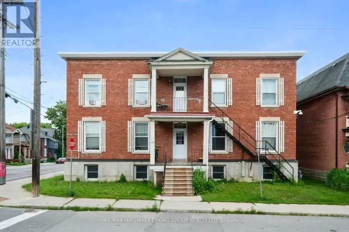 3 - 135 CONCORD STREET S, Ottawa