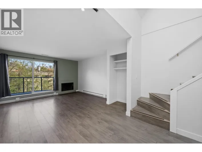 3 1355 W 4TH AVENUE, Vancouver