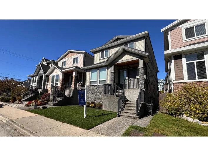 3 1426 FINLAY STREET, White Rock