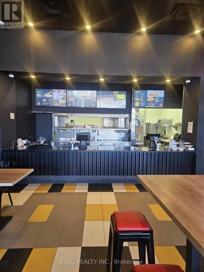 3 - 1476 DUNDAS STREET E, Mississauga