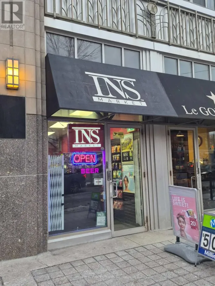 3 - 148 SPADINA AVENUE, Toronto