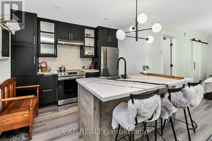 3 - 15 DAWSON DRIVE, Collingwood