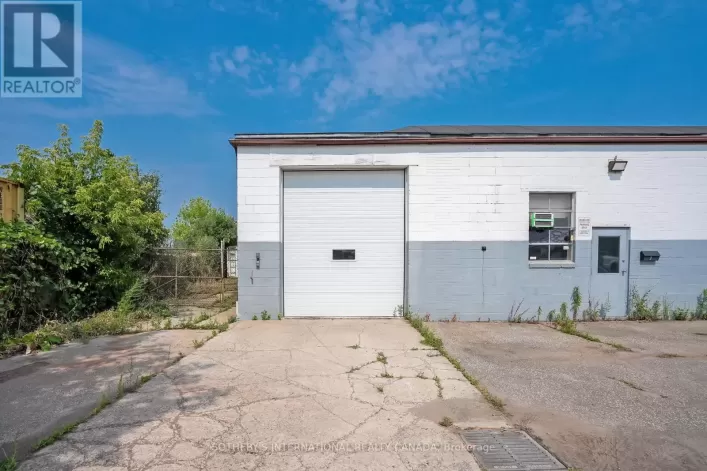 3 - 1505 SPEERS ROAD, Oakville