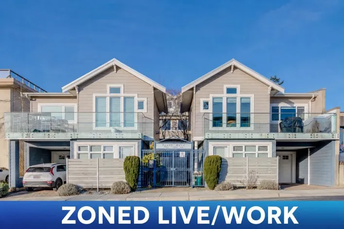 3 15161 PROSPECT STREET, White Rock